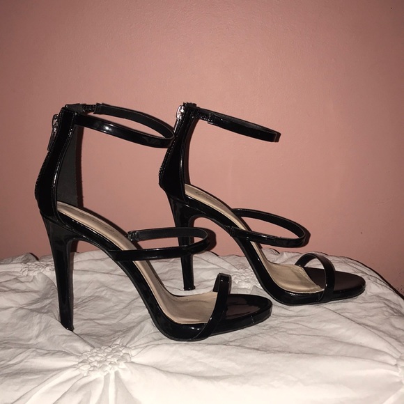 Heels - Picture 2 of 4